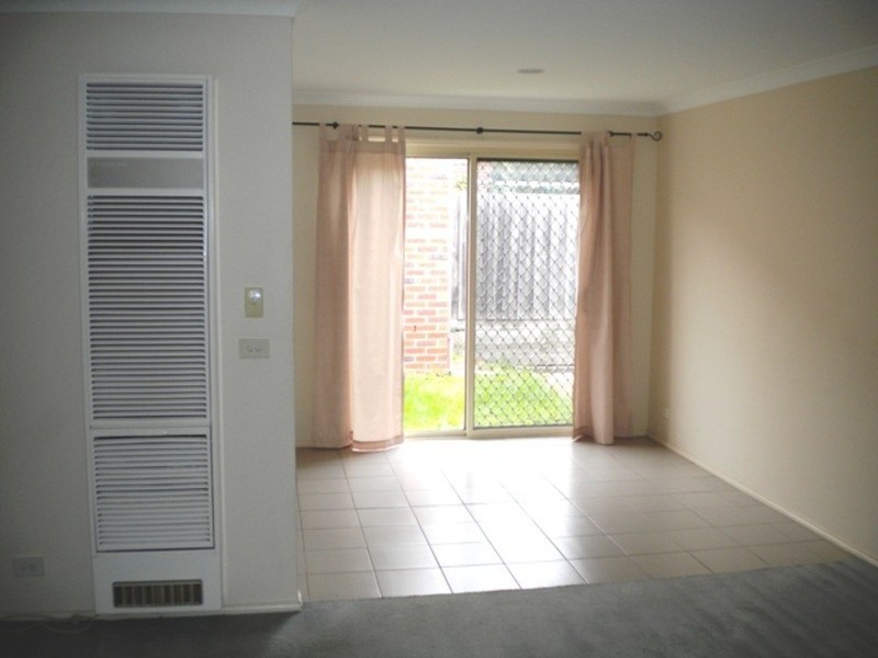 1/12 Screen Street, Frankston VIC 3199