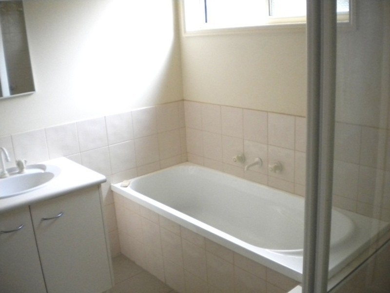 1/12 Screen Street, Frankston VIC 3199