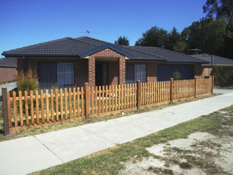 1/148 Cranbourne Road, Langwarrin VIC 3910
