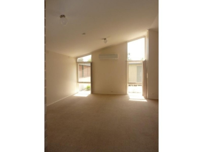 10 Hayden Avenue, Frankston VIC 3199