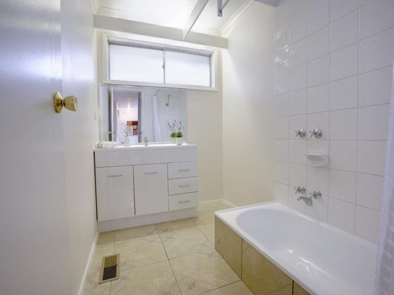 7 Timbertop Court, Frankston North VIC 3200