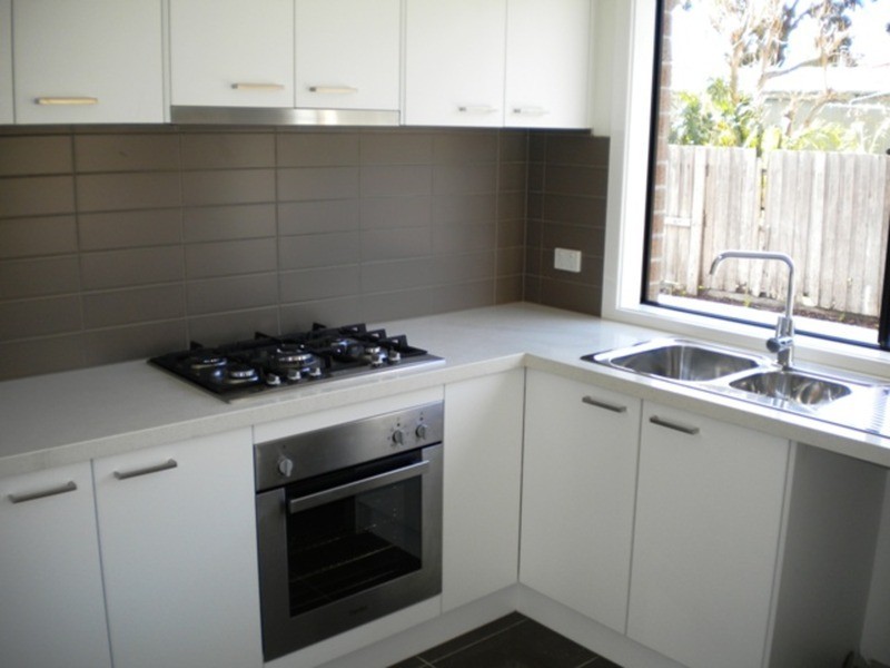 1/11 Colin Avenue, Frankston VIC 3199