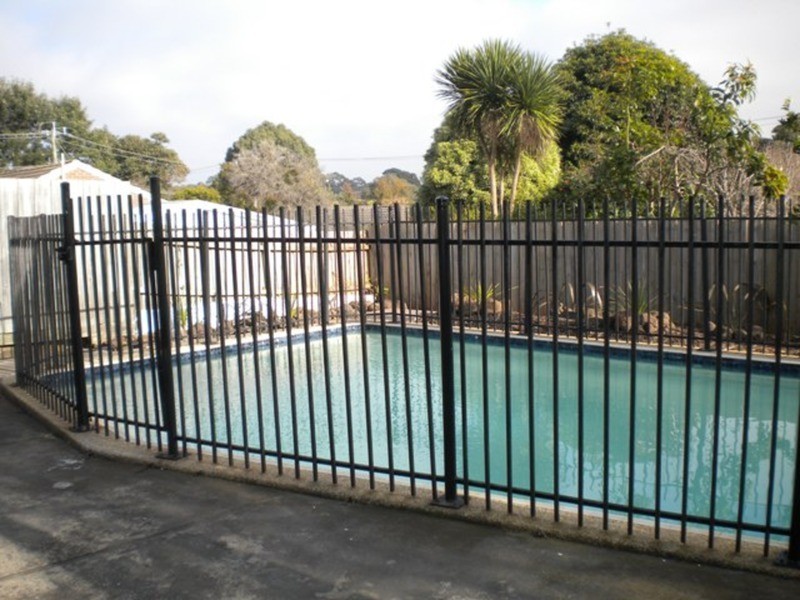 40 Pembroke Avenue, Frankston VIC 3199