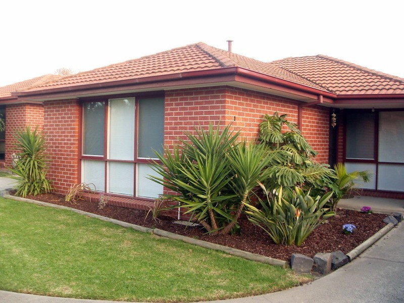 2/29 Deane Street, Frankston VIC 3199