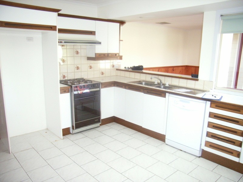 4 Blackheath Avenue, Frankston VIC 3199