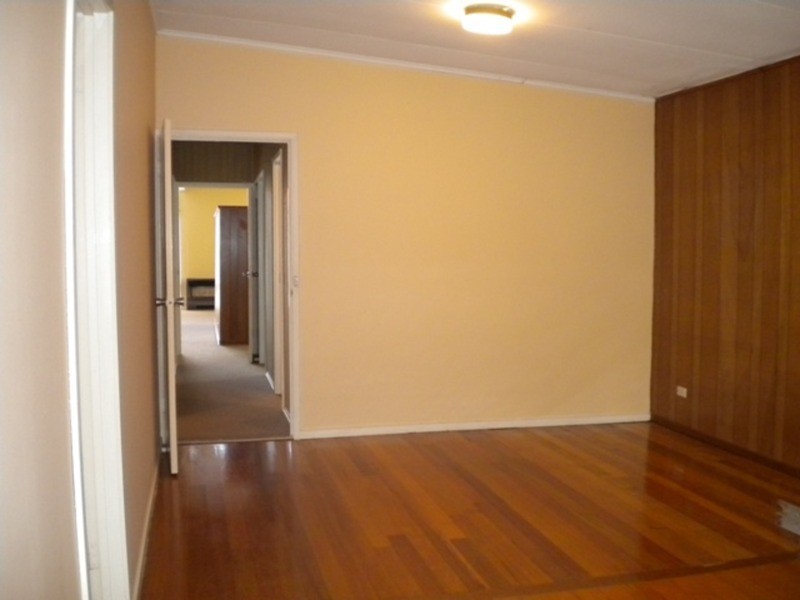 33 Wynden Drive, Frankston VIC 3199