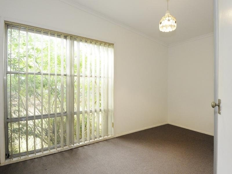 5 Mitre  Court, Frankston North VIC 3200