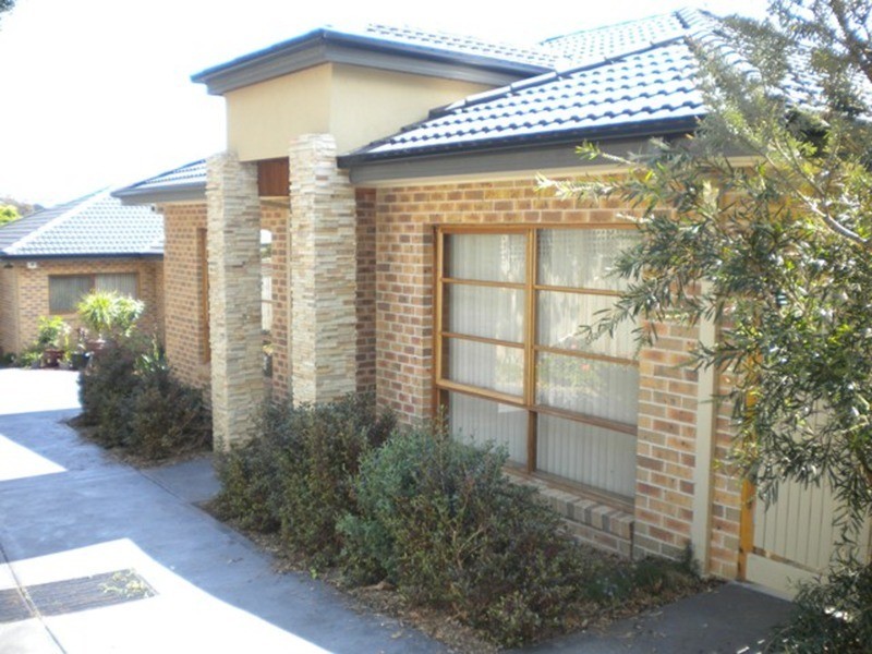 2/8 Ithaca Road, Frankston South VIC 3199