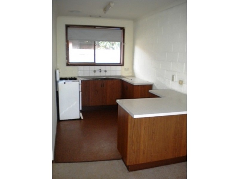 2/21 Dandenong Road East, Frankston VIC 3199