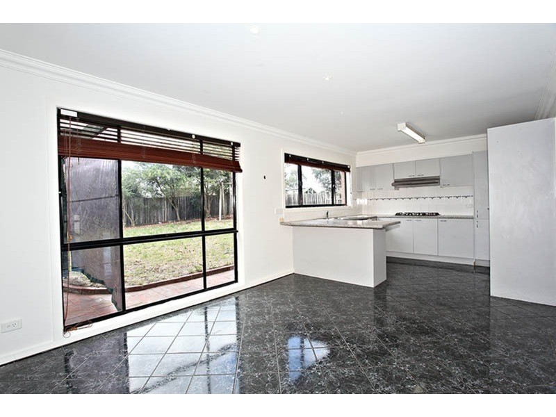 9 Yarram Court, Frankston VIC 3199