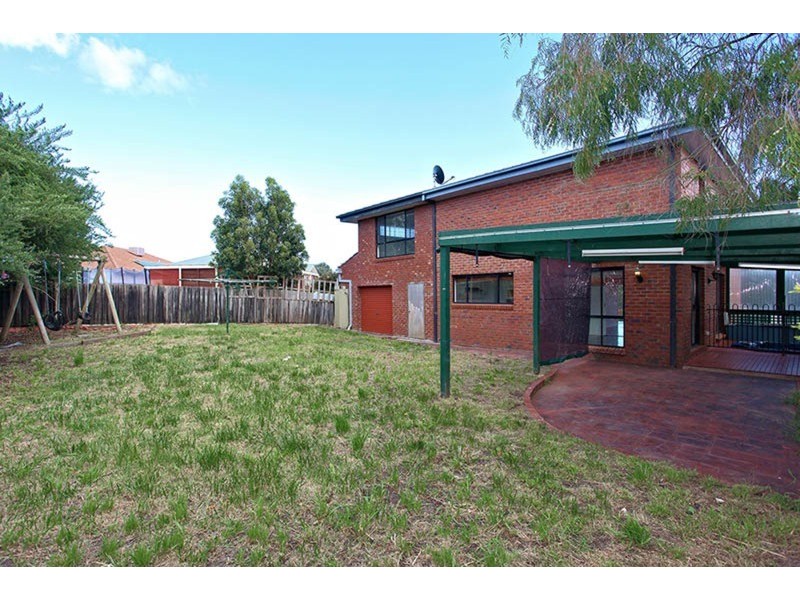 9 Yarram Court, Frankston VIC 3199
