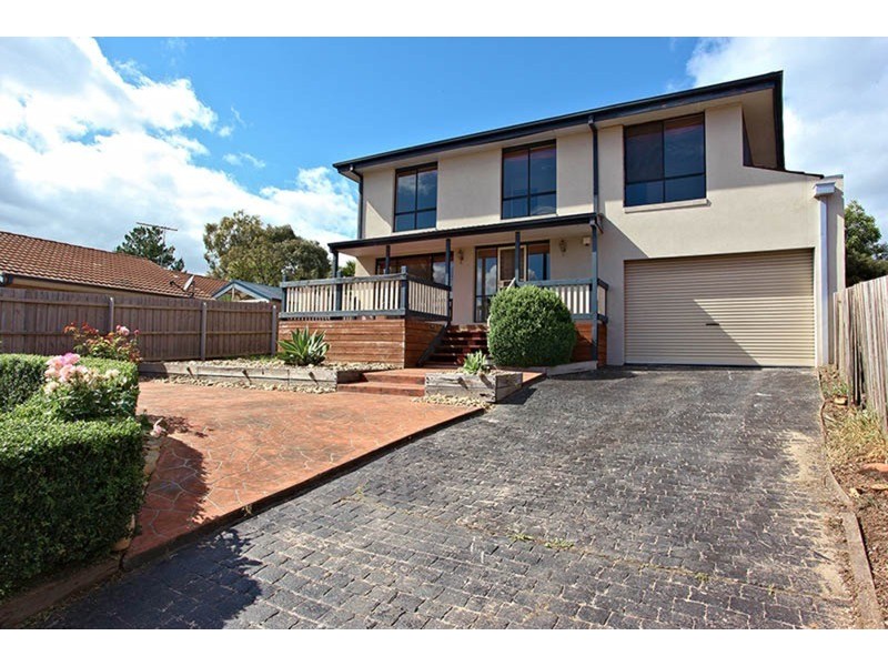 9 Yarram Court, Frankston VIC 3199