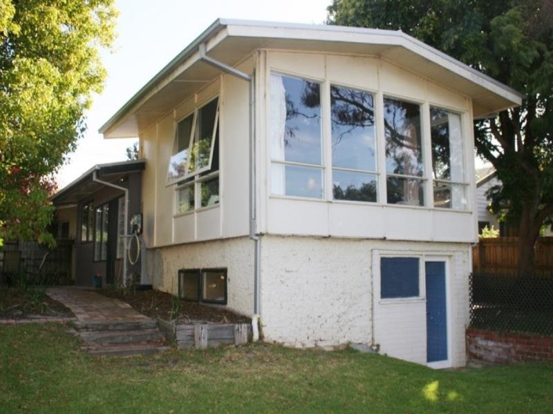 9 Bayview Road, Frankston South VIC 3199