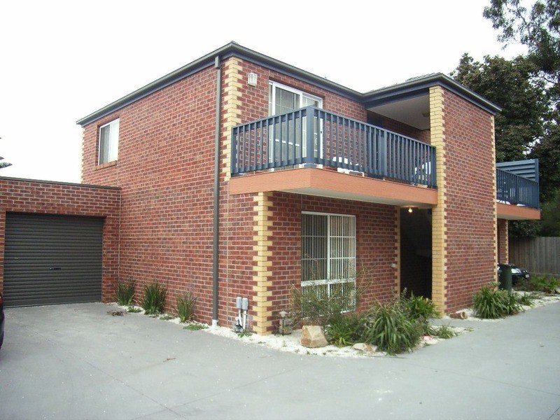 1a&b/64  Lardner  Road, Frankston VIC 3199