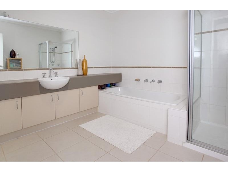 5/1-9 Green Island Avenue, Mount Martha VIC 3934