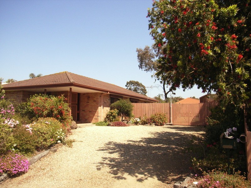 1 Mary Court, Somerville VIC 3912