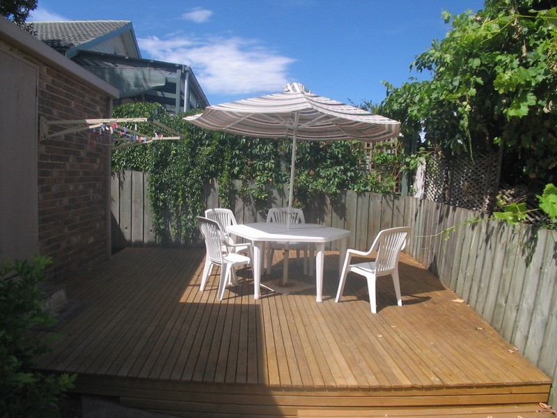 2/11 Willis Street, Frankston VIC 3199