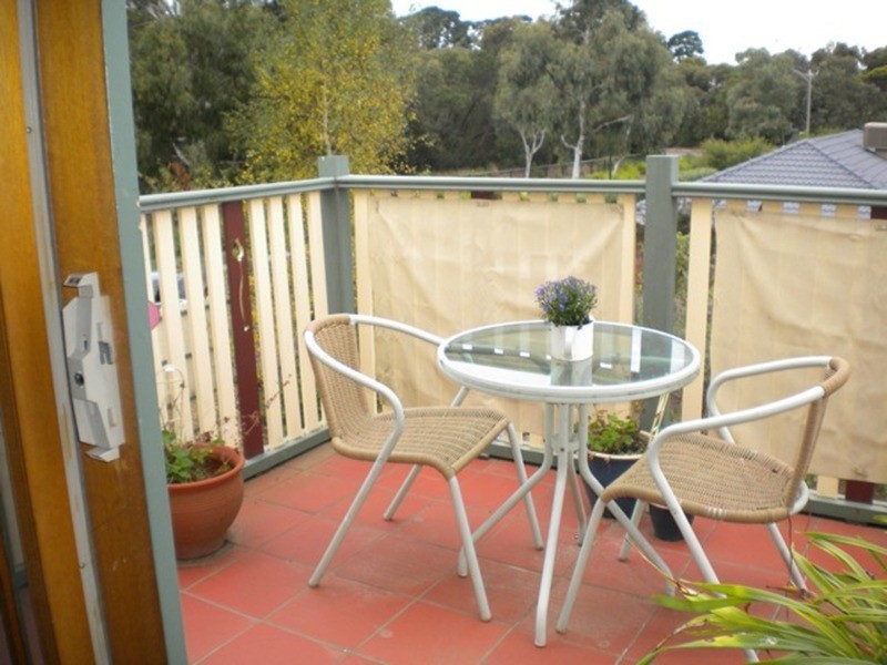 1 Sandalwood Retreat, Frankston South VIC 3199