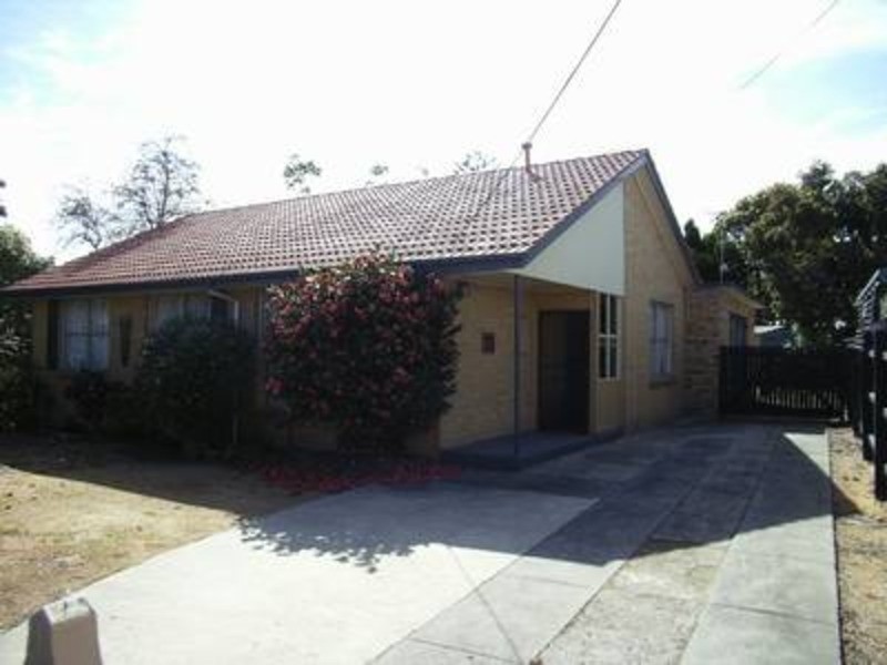 79 Monterey Boulevard, Frankston North VIC 3200