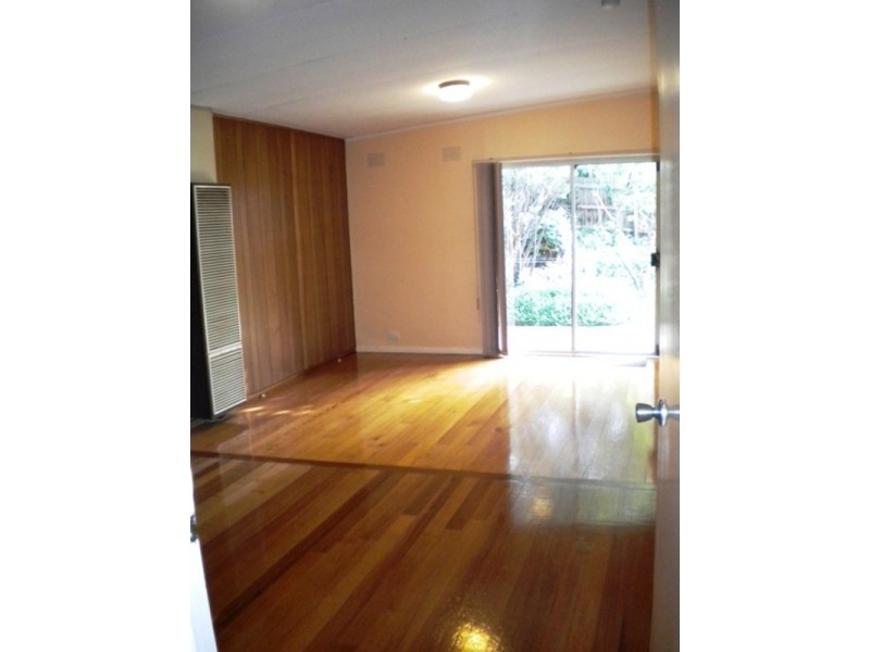 33 Wynden Drive, Frankston VIC 3199