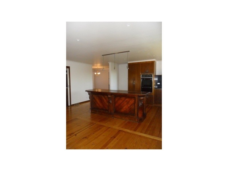 45 The Trossachs, Frankston VIC 3199