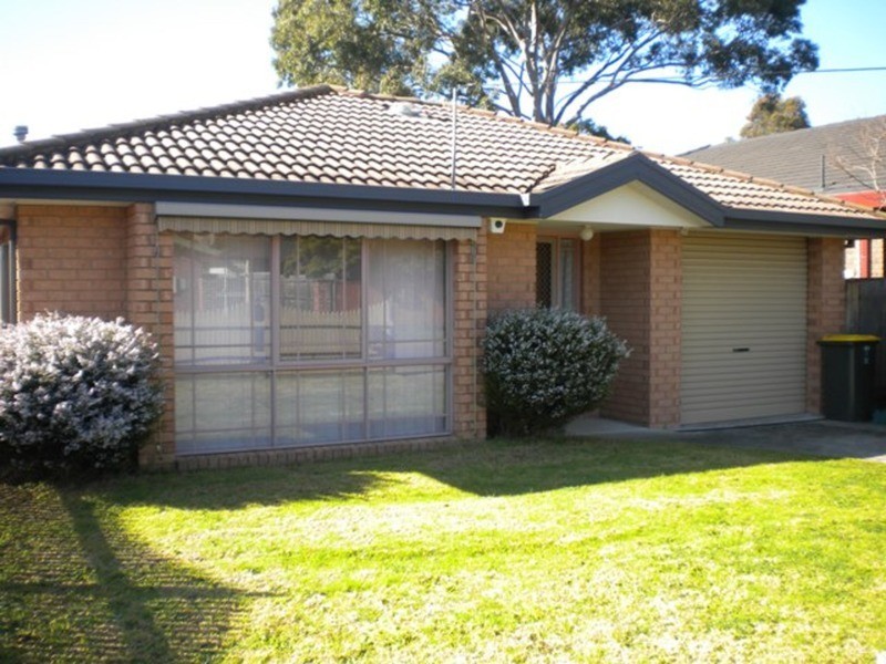 1/22 Holroyd Street, Seaford VIC 3198