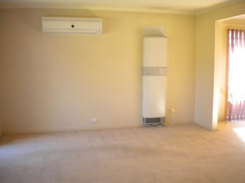 1/22 Holroyd Street, Seaford VIC 3198