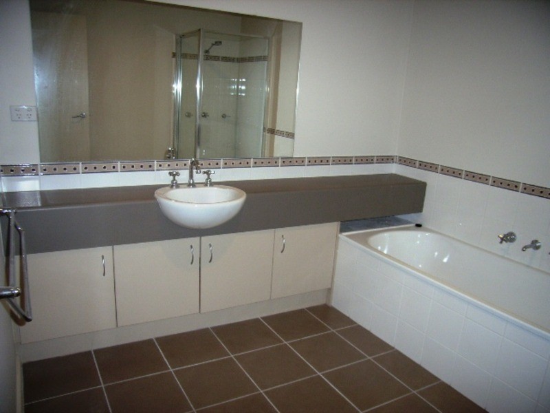 8/1-9 Green Island Avenue, Mount Martha VIC 3934