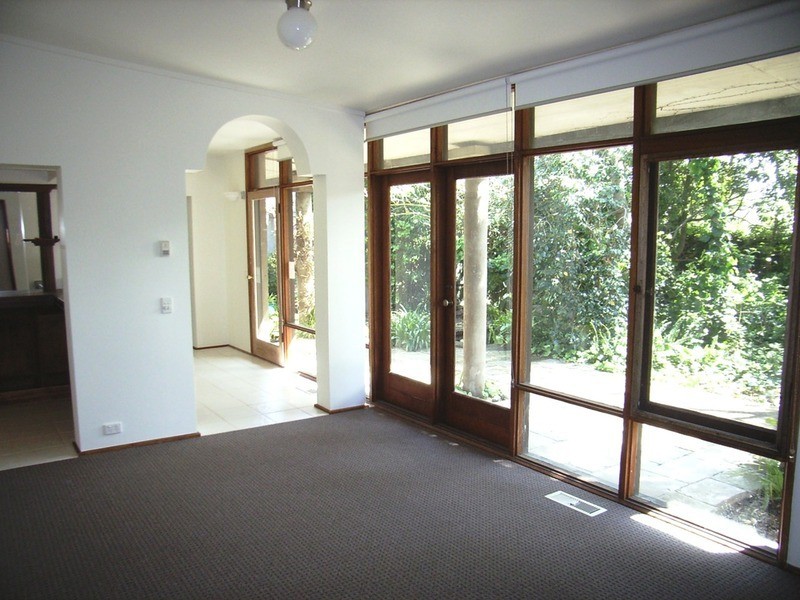 1 Baden Powell Drive, Frankston South VIC 3199