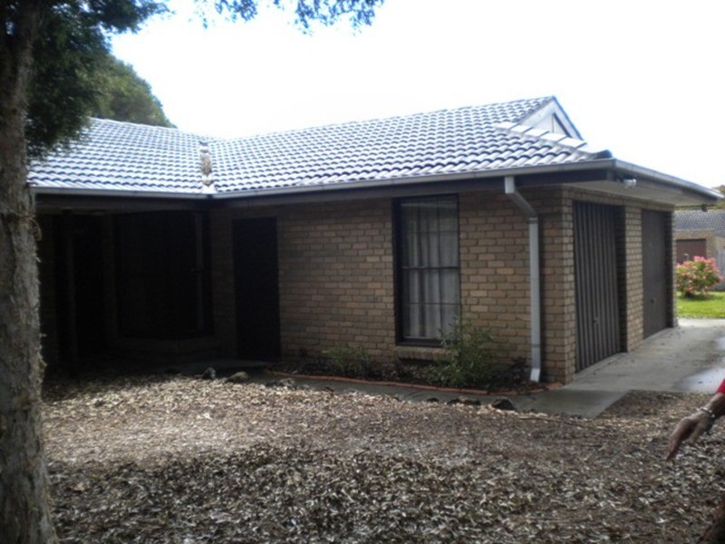 4/7 Bloom Street, Frankston VIC 3199