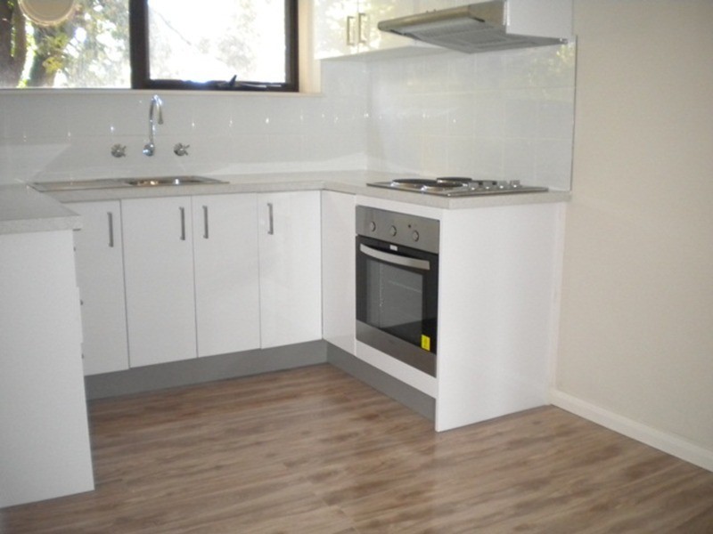 1/6 Melva Court, Frankston VIC 3199