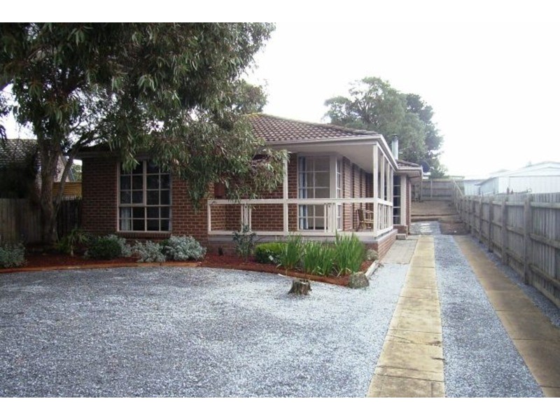 8 Ridley Close, Carrum Downs VIC 3201