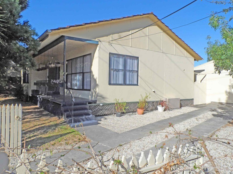 19 Silvertop Street, Frankston North VIC 3200