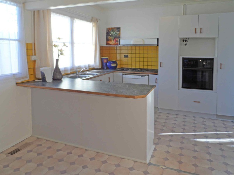 19 Silvertop Street, Frankston North VIC 3200