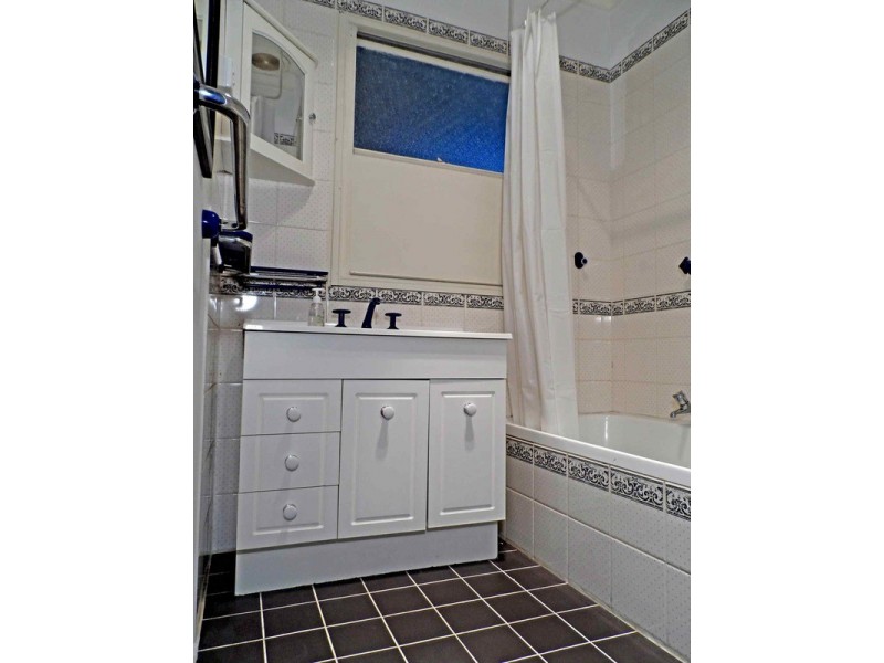 19 Silvertop Street, Frankston North VIC 3200