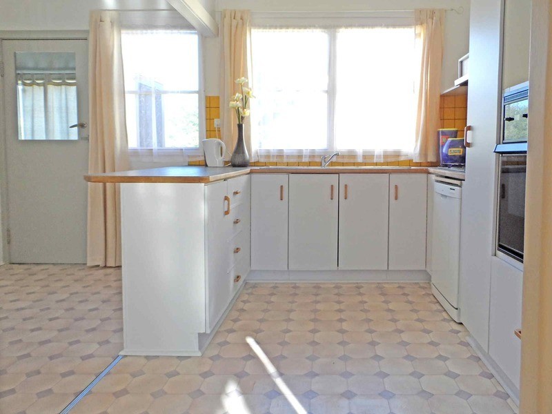 19 Silvertop Street, Frankston North VIC 3200