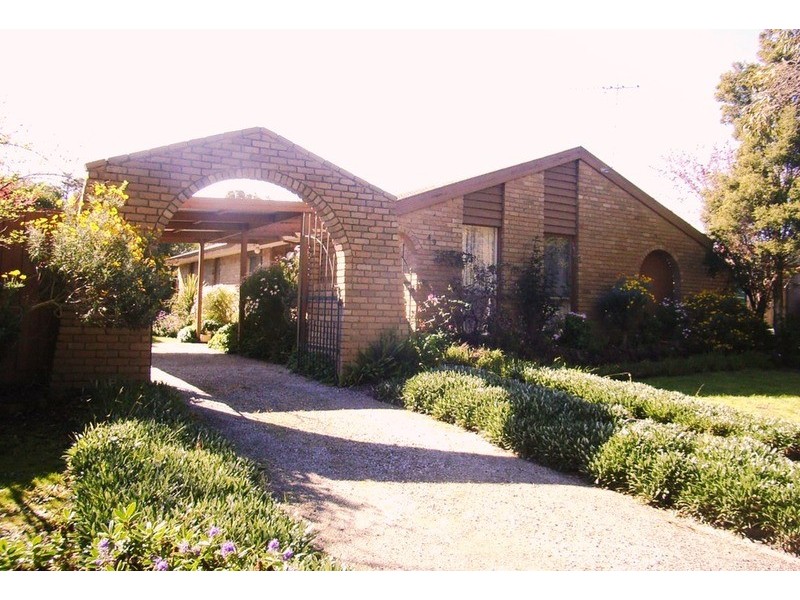 49 Lipton Drive, Frankston VIC 3199