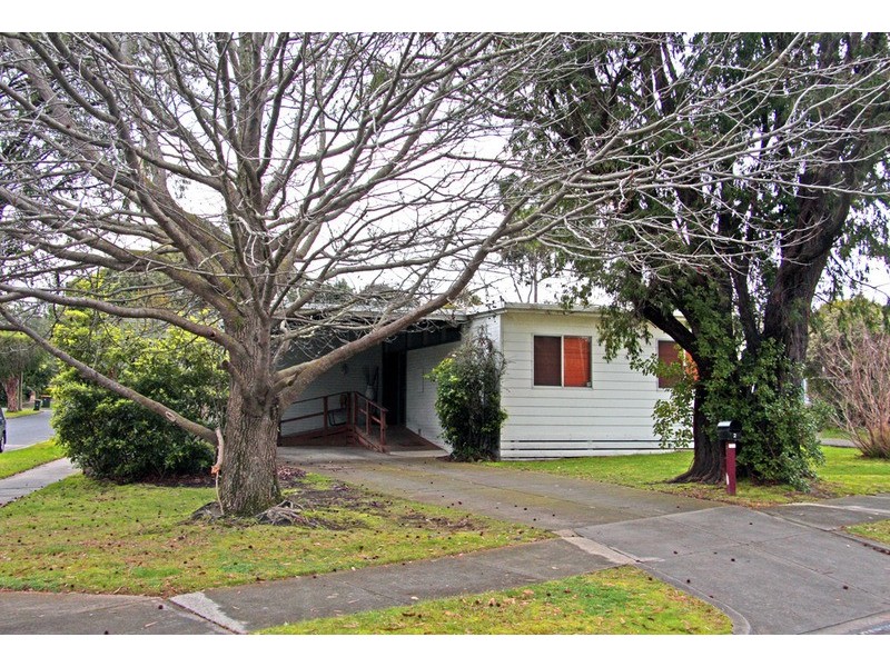 2 Sandgate Avenue, Frankston VIC 3199