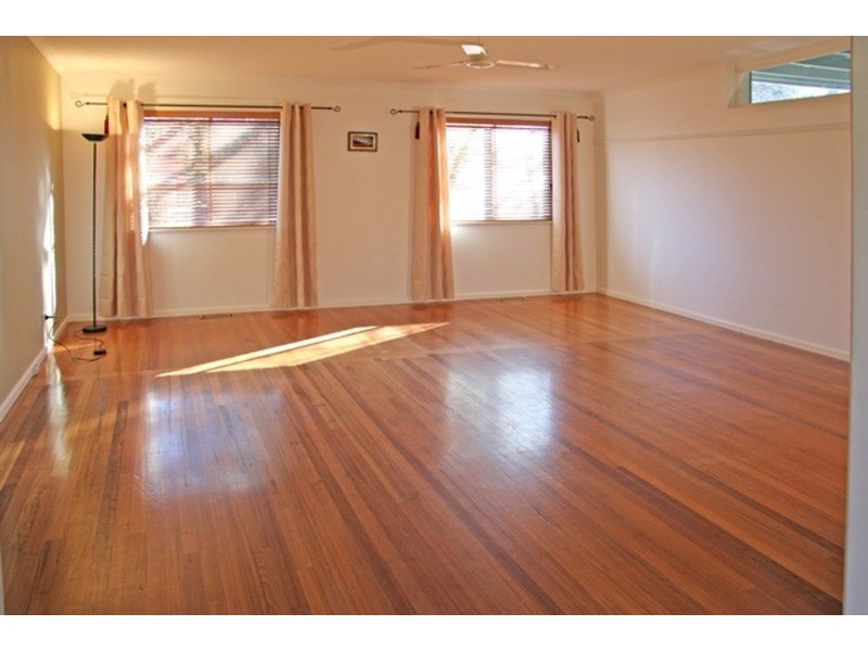 2 Sandgate Avenue, Frankston VIC 3199