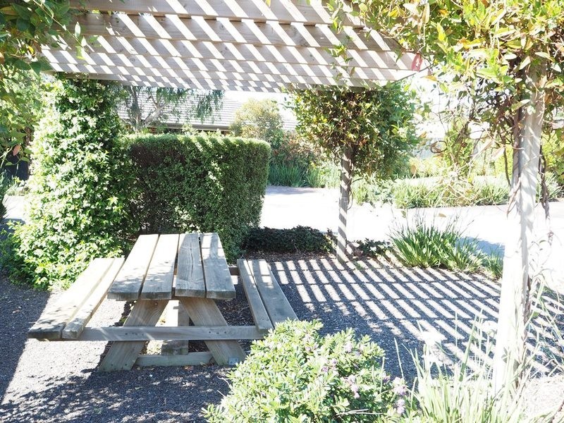 8/1-9 Green Island Avenue, Mount Martha VIC 3934