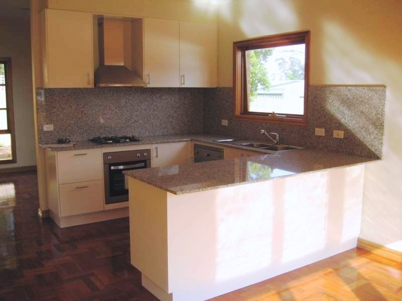 2/8 Ithaca Road, Frankston South VIC 3199