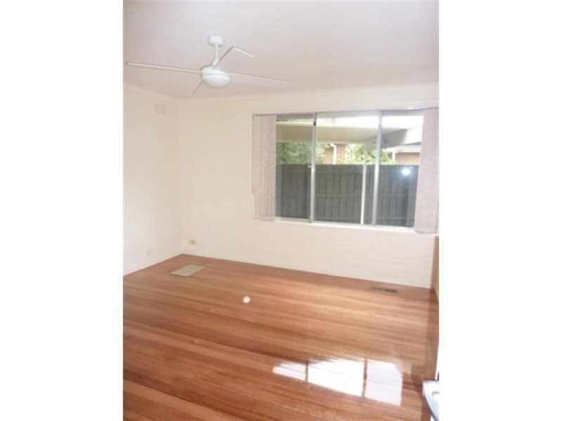 2 Kira Close, Frankston VIC 3199