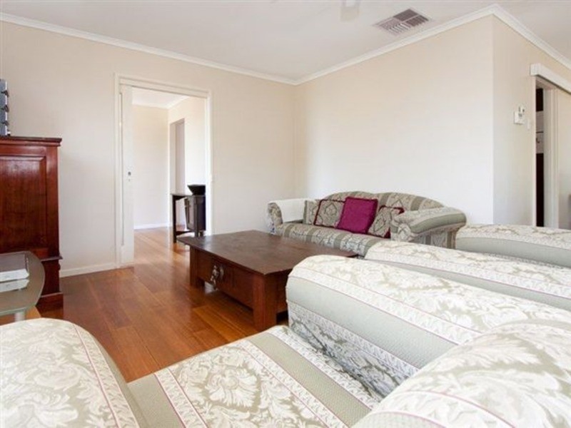 5 Lucerne Crescent, Frankston VIC 3199