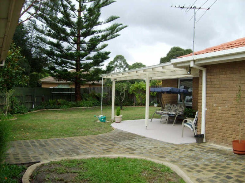 28 Moorhen Crescent, Carrum Downs VIC 3201