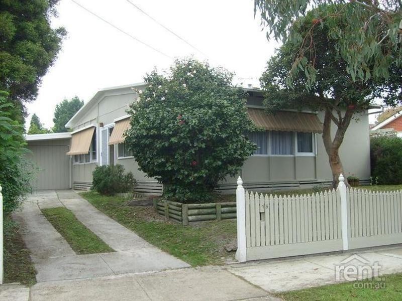 15 Silvertop Street, Frankston North VIC 3200