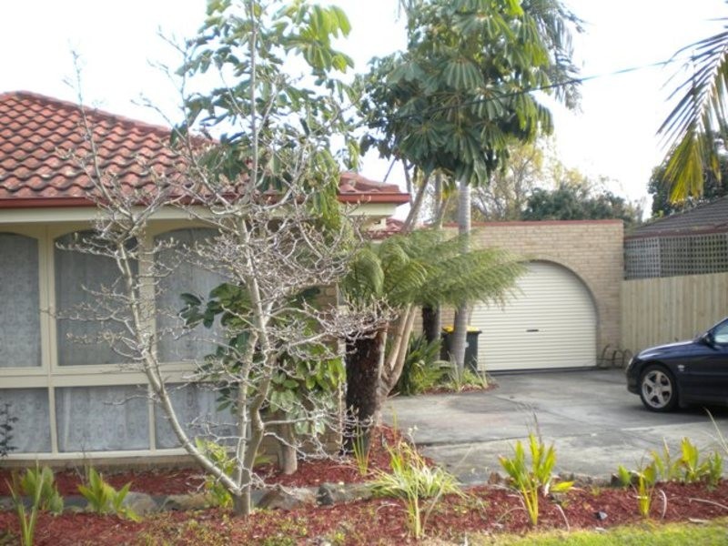 40 Pembroke Avenue, Frankston VIC 3199