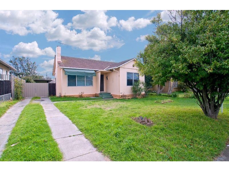 25 Plantation Avenue, Frankston North VIC 3200