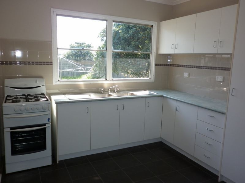 25 Plantation Avenue, Frankston North VIC 3200