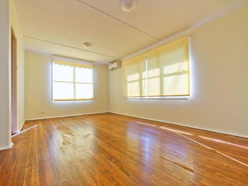 6 Rosemary Crescent, Frankston North VIC 3200
