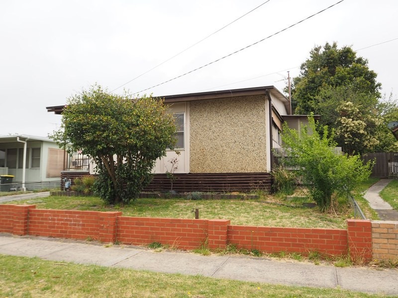 66 Forest Drive, Frankston North VIC 3200